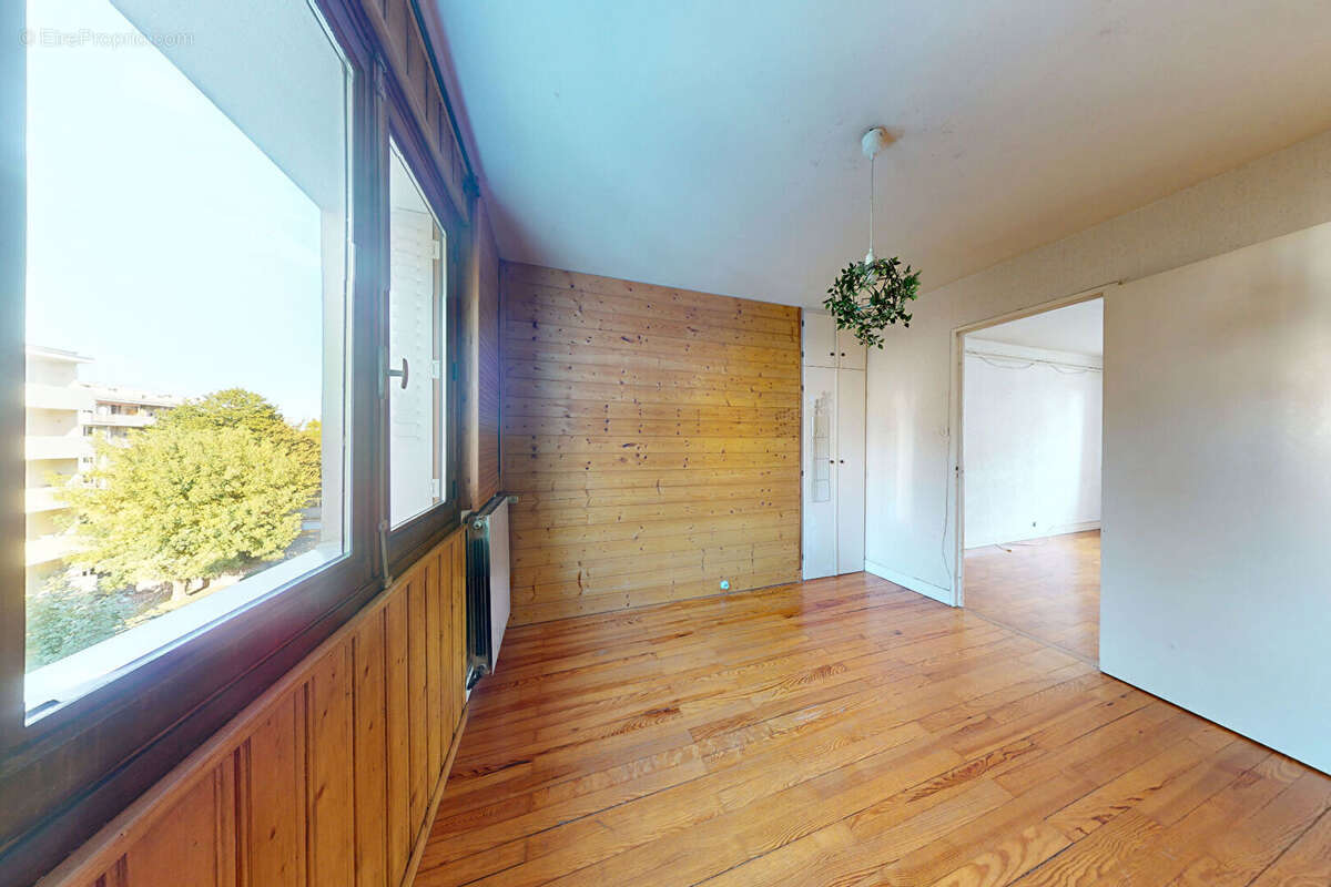 Appartement 3 pièces 53 m2 - Copropriété Ravalée / Isolée - Bajatière / Grenoble / SAINT MARTIN D'HERES - photo 15