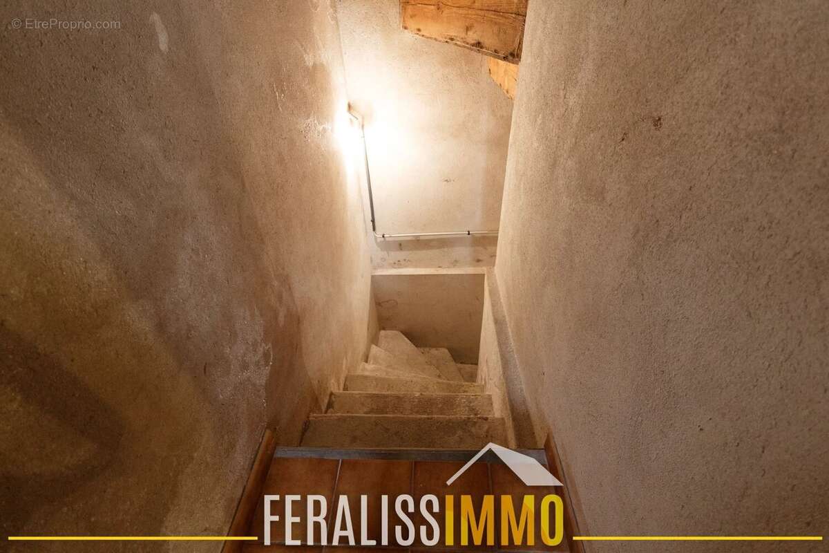 Maison à VAUX-SUR-SEINE