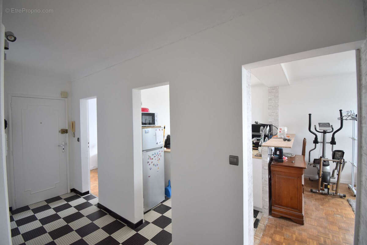 Appartement à SAINT-SEBASTIEN-SUR-LOIRE