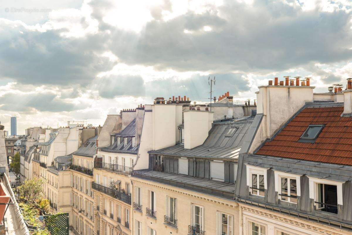 Appartement à PARIS-1E