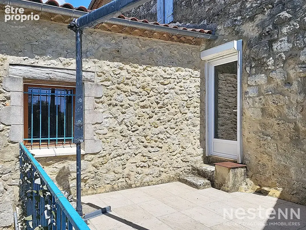 A Vendre Maison de ville en pierre de 136 m² avec jardin au coeur de Gondrin - photo 5