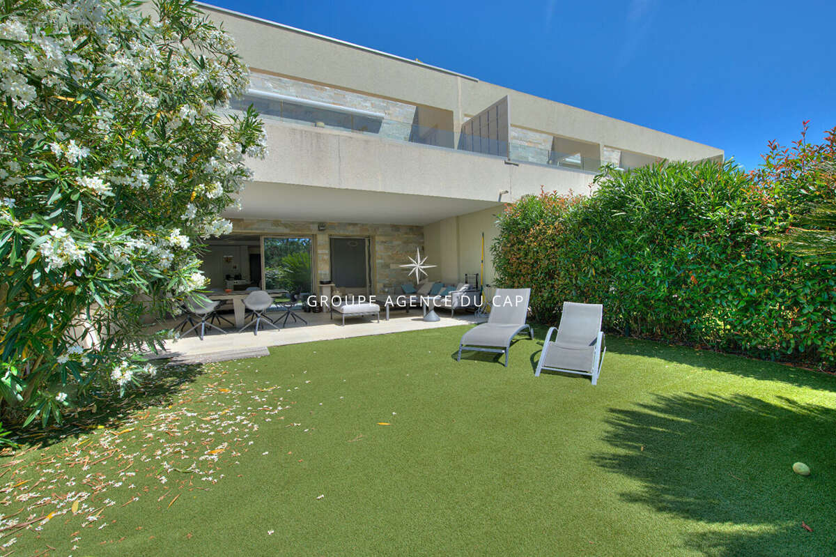 Appartement à SAINT-RAPHAEL
