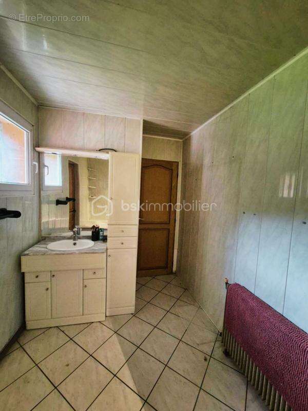 Maison à BERTEAUCOURT-LES-DAMES