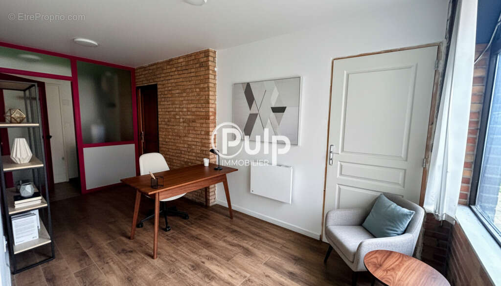 Commerce à COURRIERES