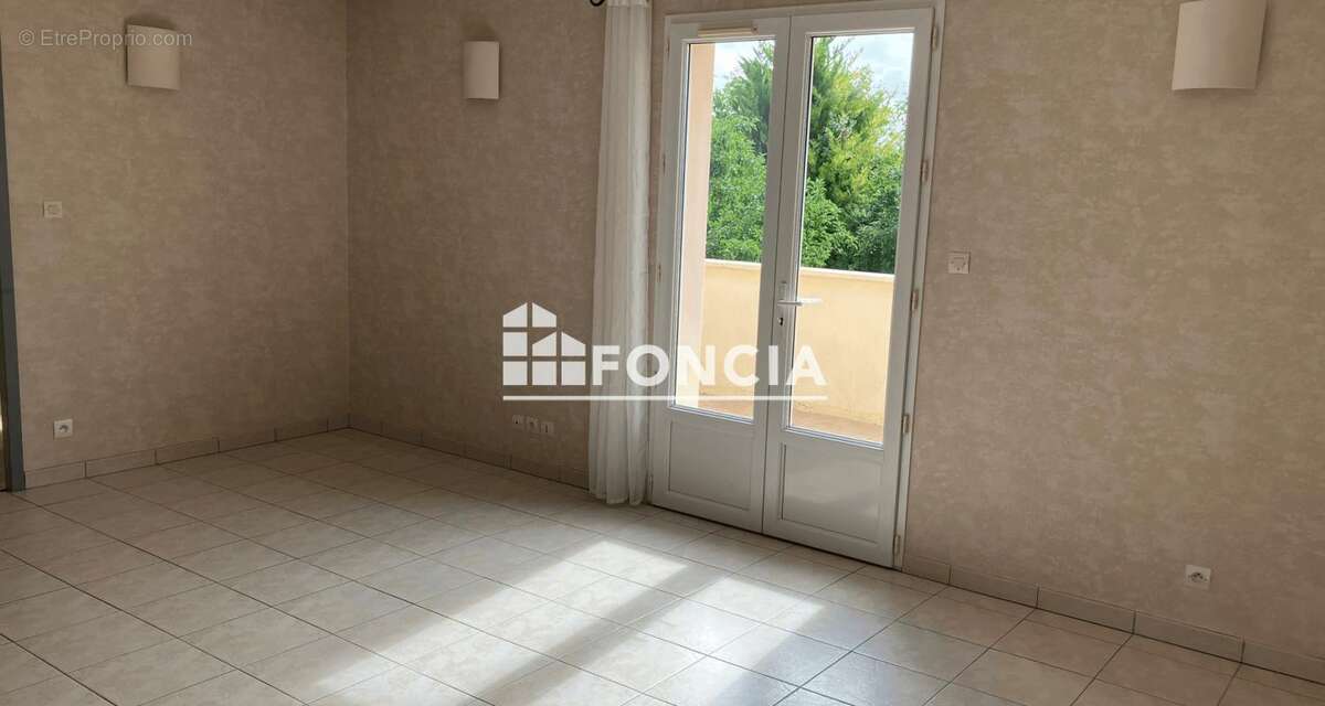 Maison à CHATEAUNEUF-SUR-CHARENTE
