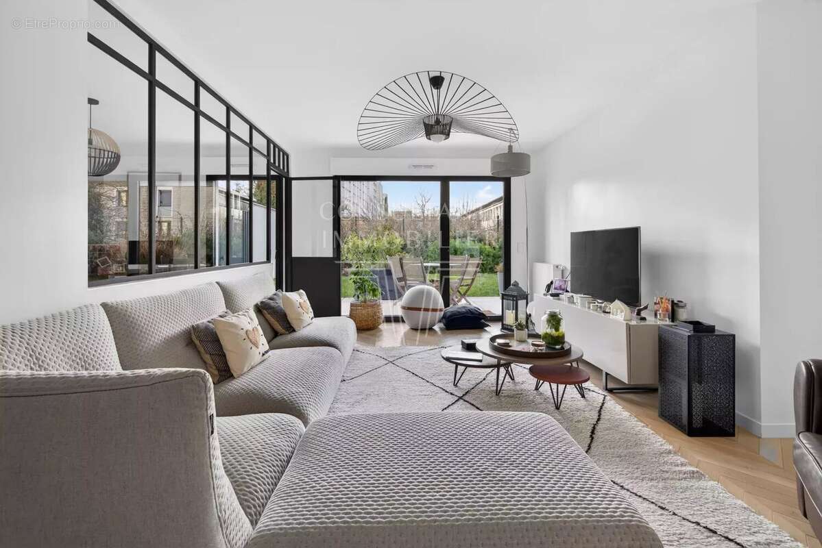 Appartement à ISSY-LES-MOULINEAUX