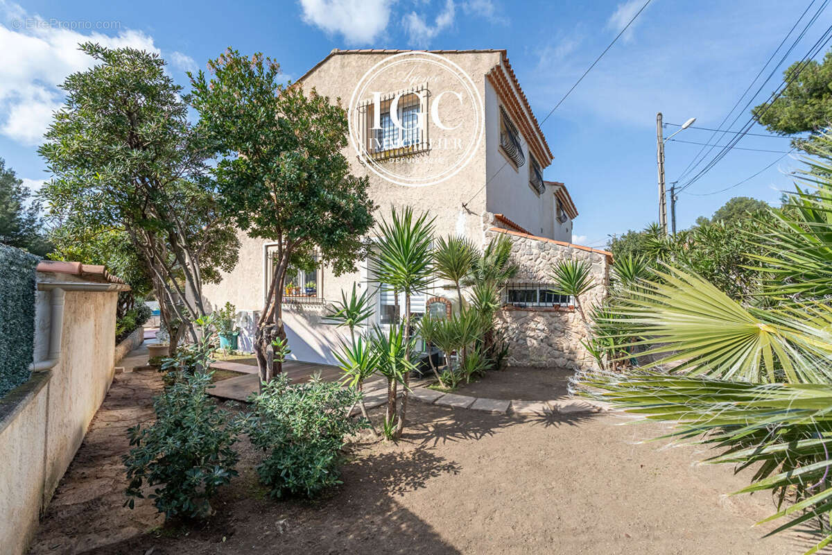 Maison à CARRY-LE-ROUET