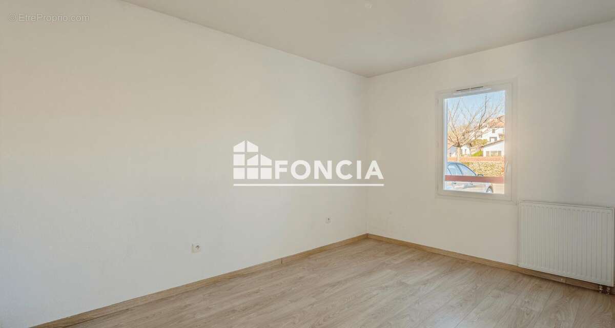 Appartement à SAINT-PIERRE-D'IRUBE