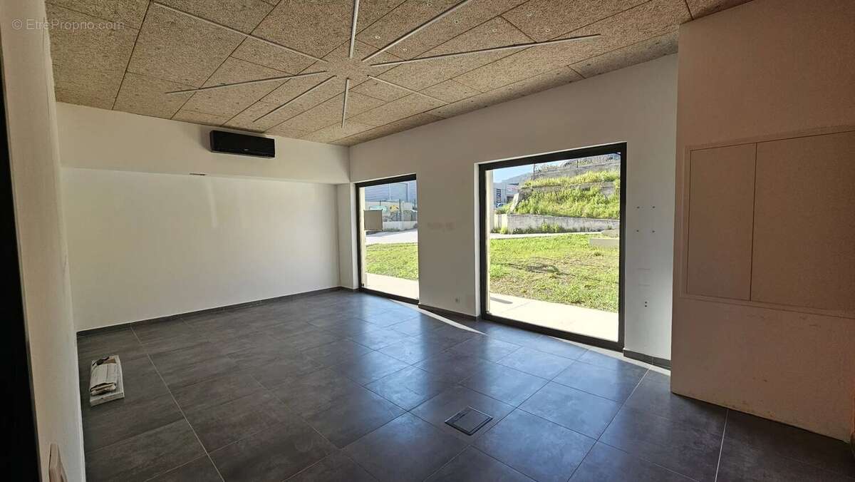 Commerce à LE BEAUSSET