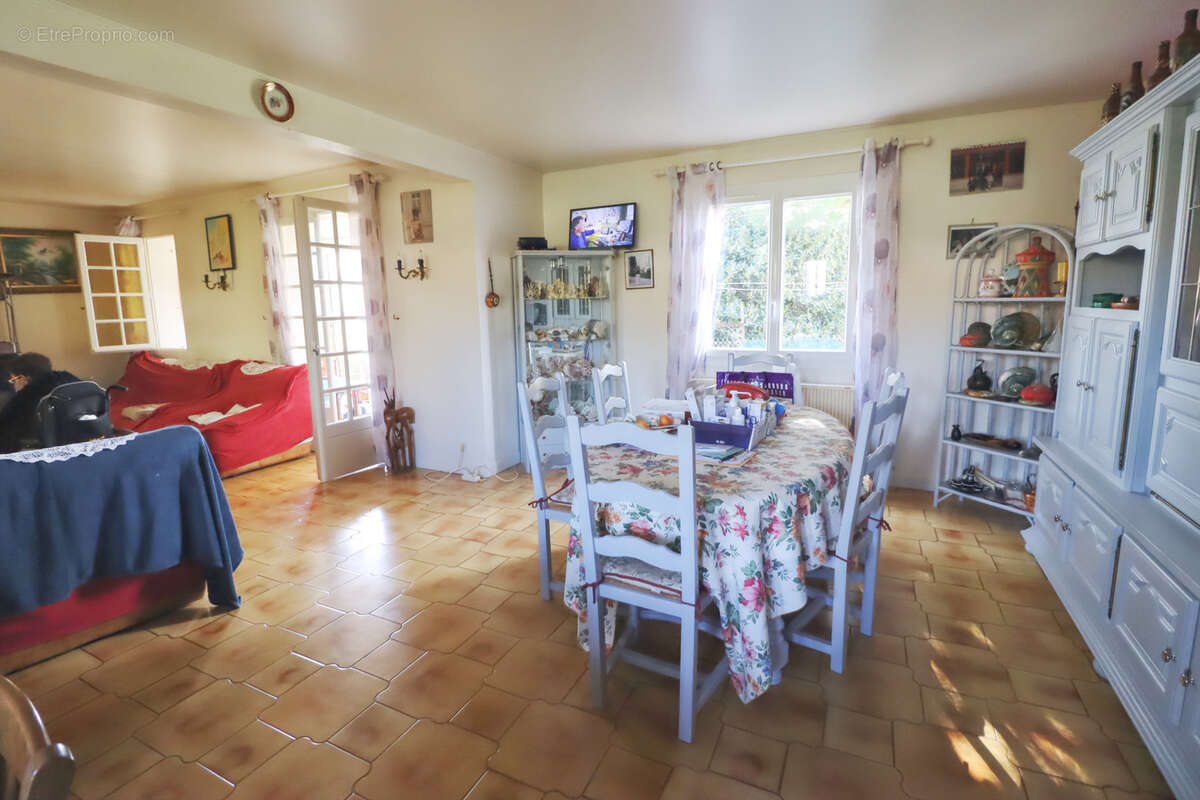 Maison à MESCHERS-SUR-GIRONDE