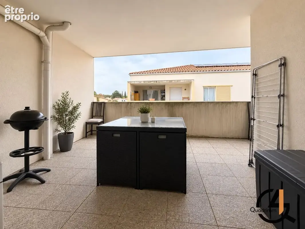 Appartement T3 63,51 m2 + Terrasse et parkings - photo 8