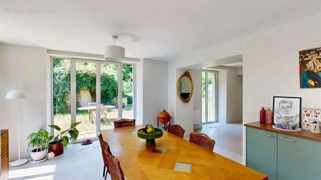 Maison à CLAIREFONTAINE-EN-YVELINES