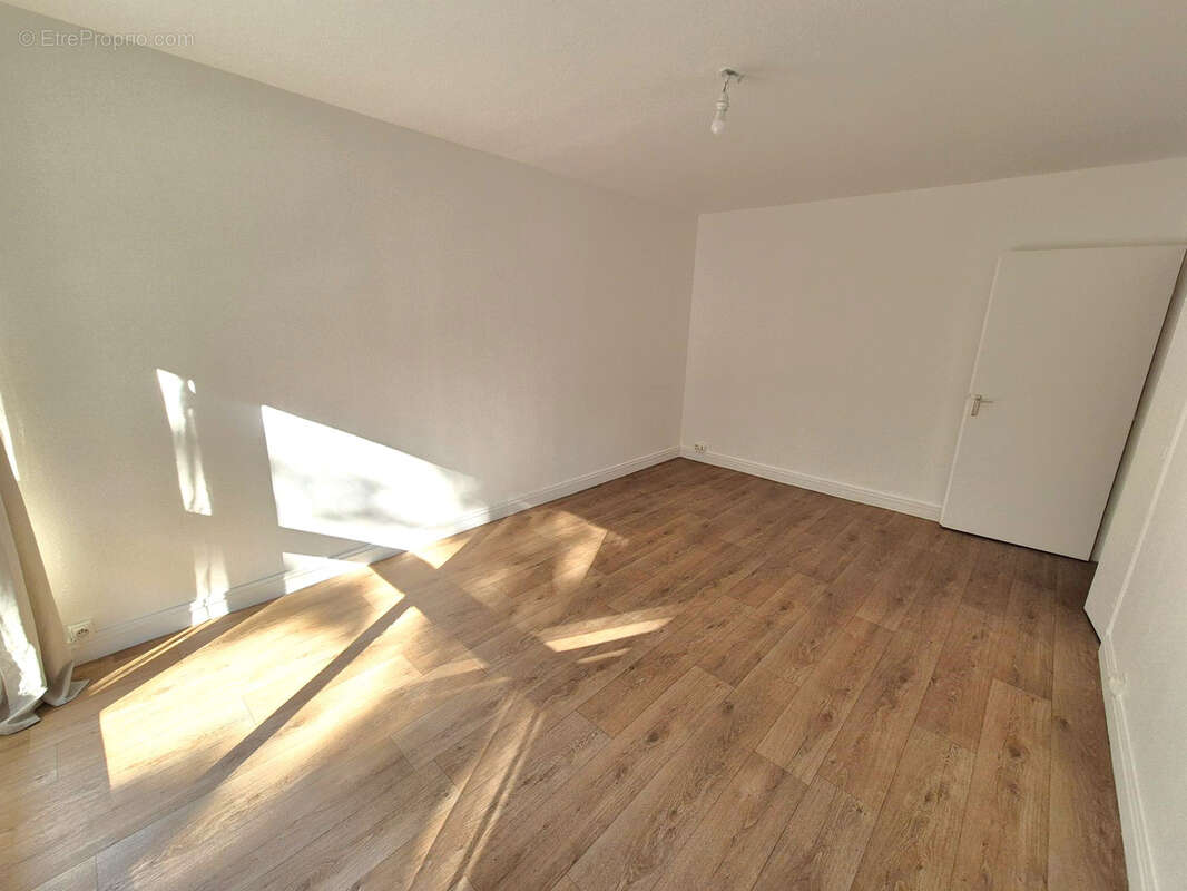 Appartement à VELIZY-VILLACOUBLAY