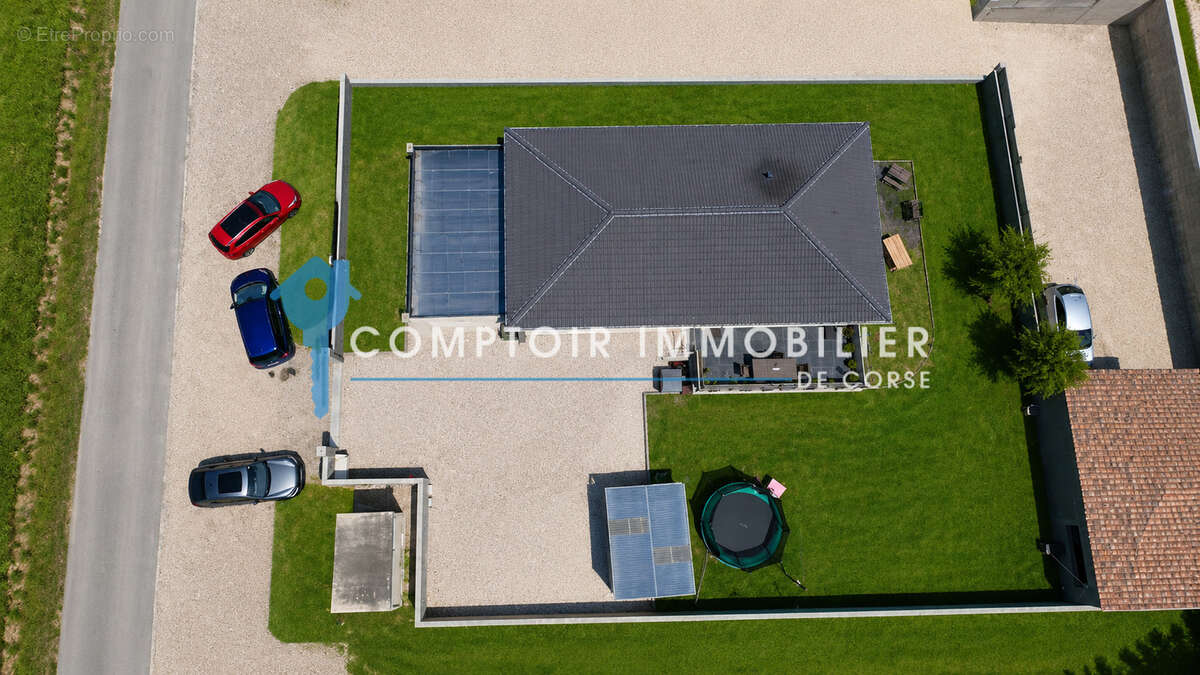 Villa T5 Secteur Ghisonaccia Centre - photo 2