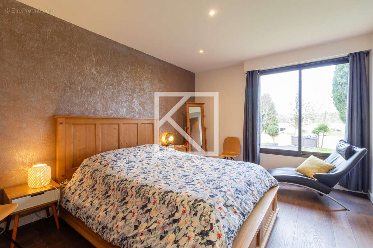 Maison à LES HERBIERS