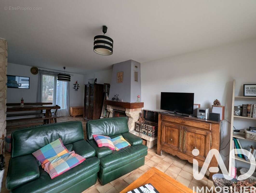 Photo 5 - Maison à SAINT-YVI