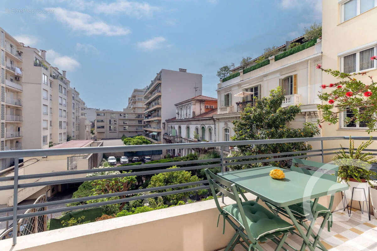 Appartement à NICE