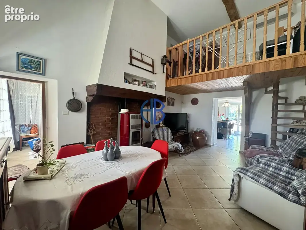 Maison Les Avenieres Veyrins Thuellin 7 pièce(s) 95 m2 - photo 7