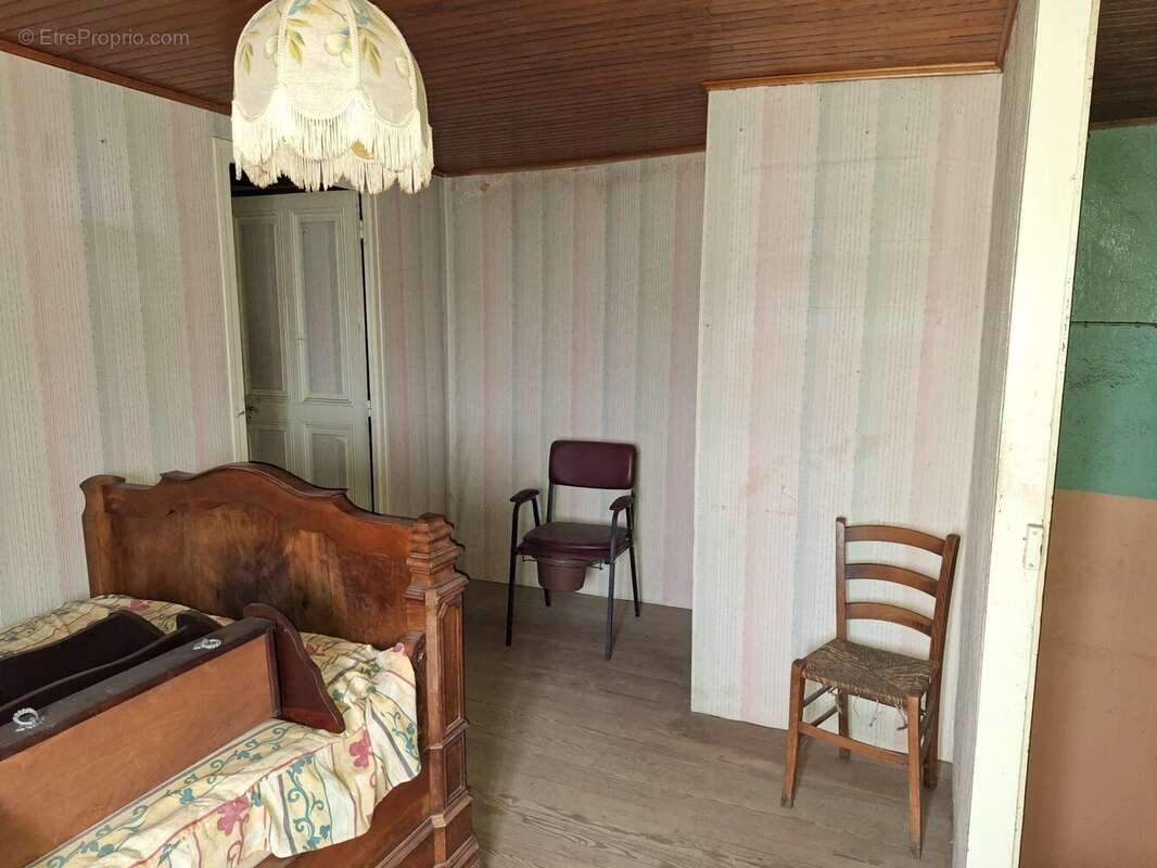 Maison à GILHOC-SUR-ORMEZE