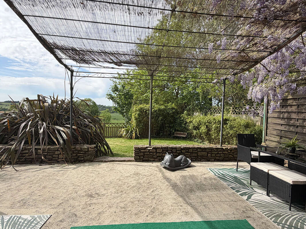 Maison à LE SEL-DE-BRETAGNE