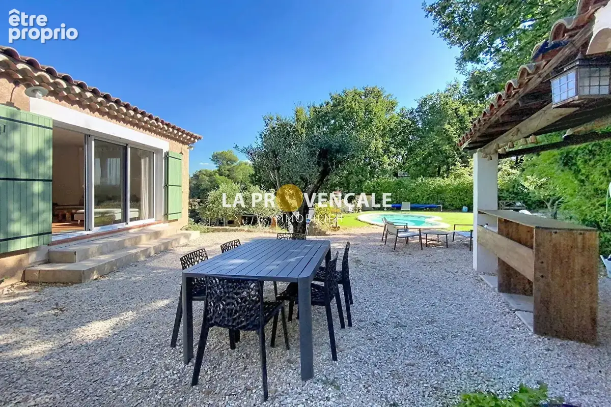 Maison 6 pièces 144 m² à vendre à Greasque (13850) - photo 1