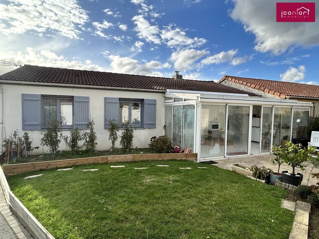 Maison à SAINT-SEBASTIEN-SUR-LOIRE