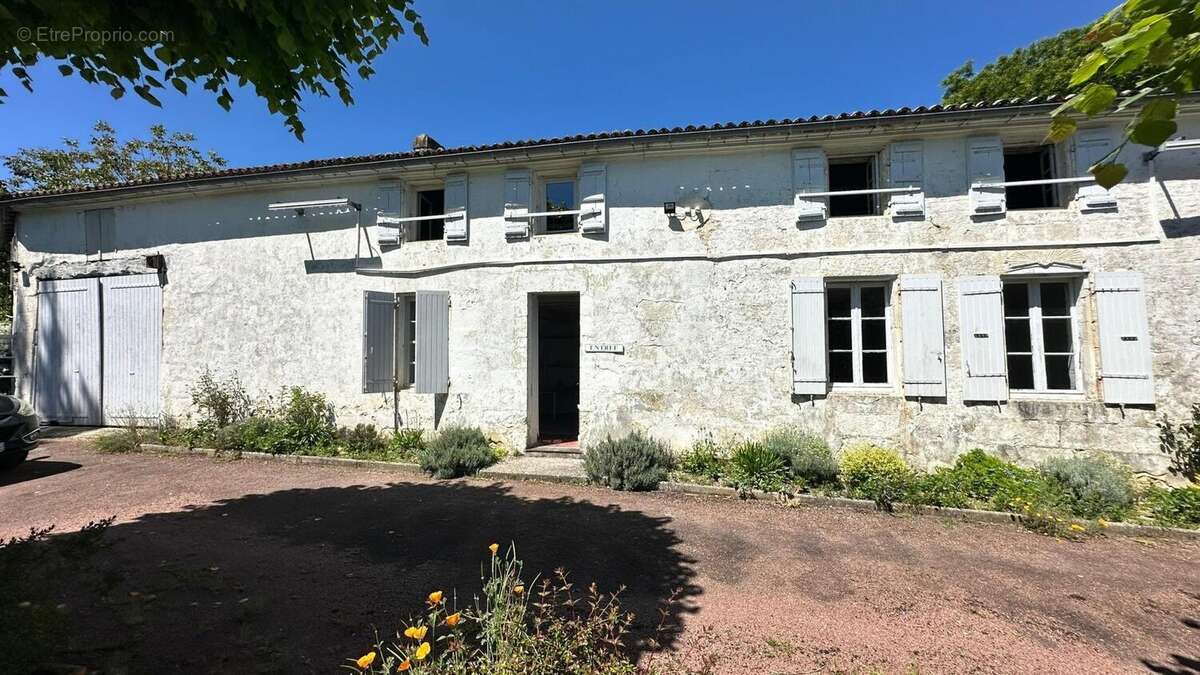 Photo 3 - Maison à CHANIERS