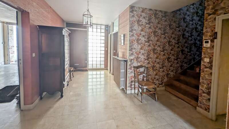 Maison à LANOUAILLE