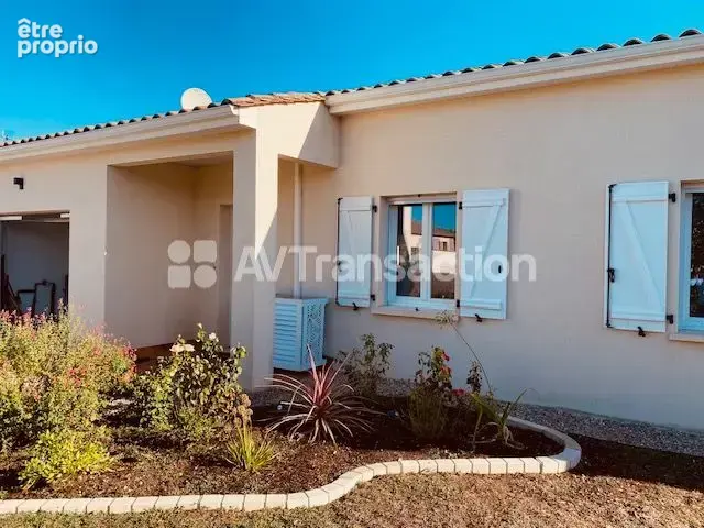 Maison à BARBEZIEUX-SAINT-HILAIRE