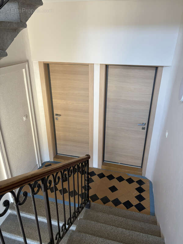 Appartement à LA CLUSE-ET-MIJOUX