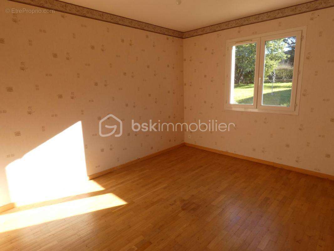 Maison de plain pied, 112m2, 5 pièces, 3 chambres - photo 11