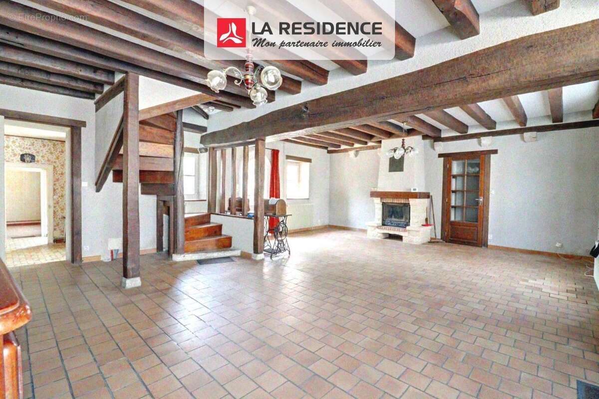 Maison 226 m² à Blois  - photo 2