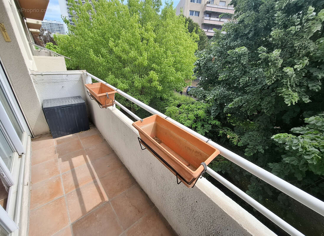 Appartement à MARSEILLE-8E