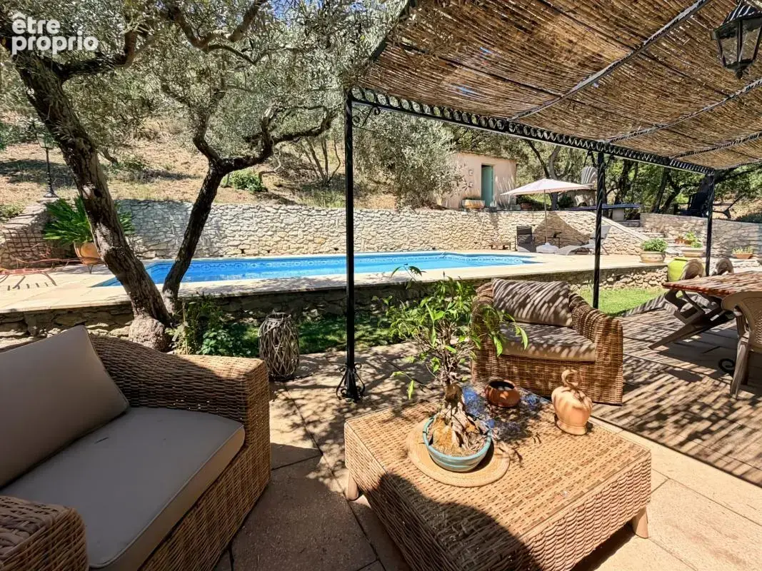 Maison familiale de 210 m² avec piscine, dans un secteur calme ! - photo 3