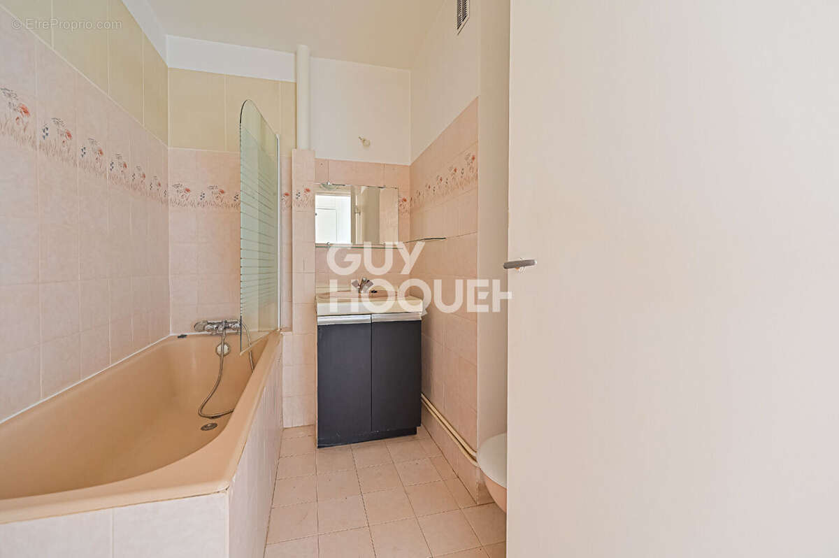 Rue de Picpus - 2 pièces 43m2 avec BALCON - photo 5