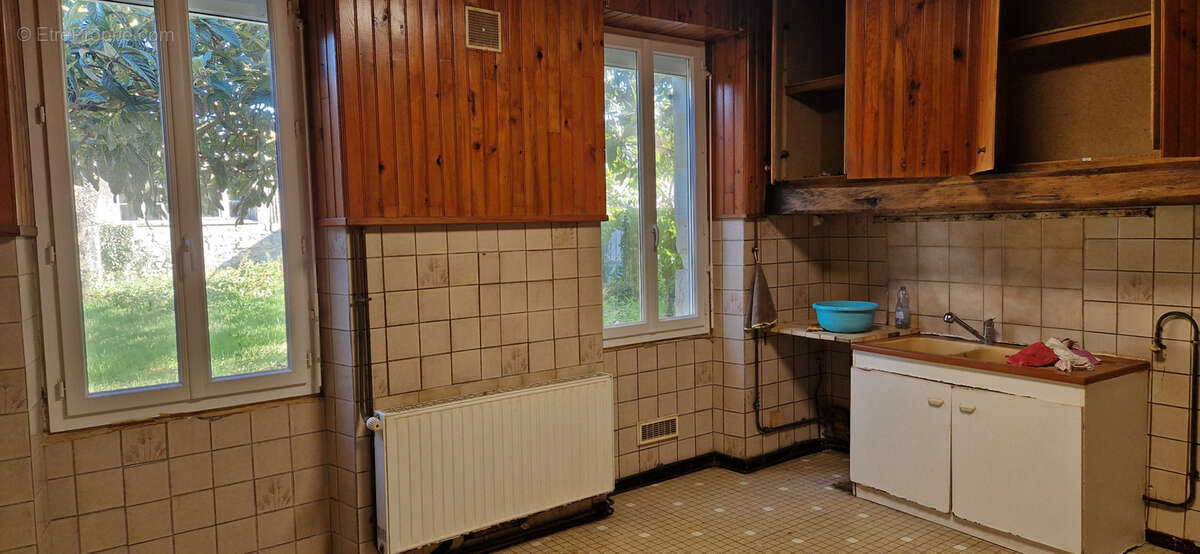 maison ancienne 203 m2 avec jardin clos - photo 10
