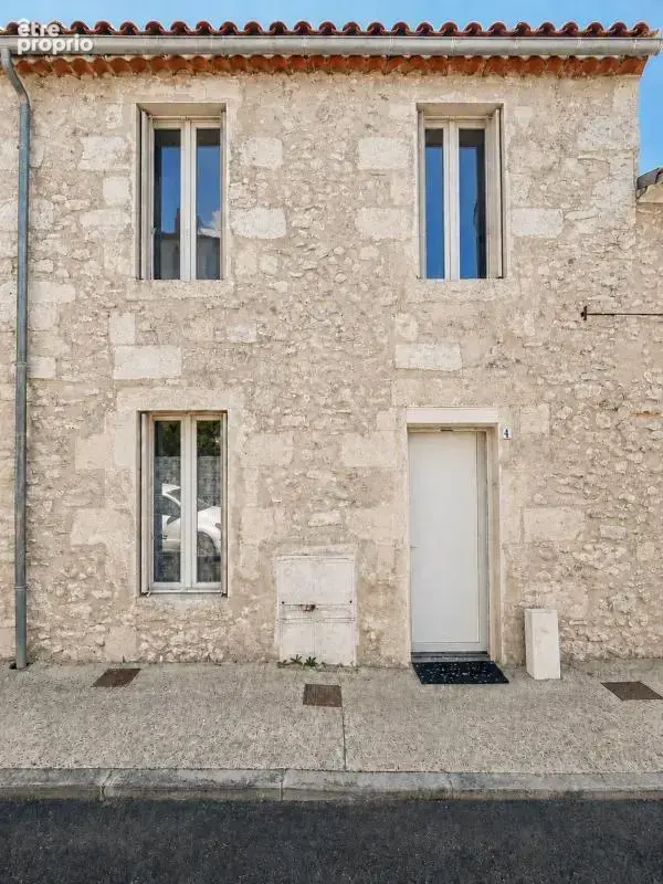 Maison 66 m² avec façade en pierre – 2 chambres, véranda et extérieur à Moulis-en-Médoc - photo 3