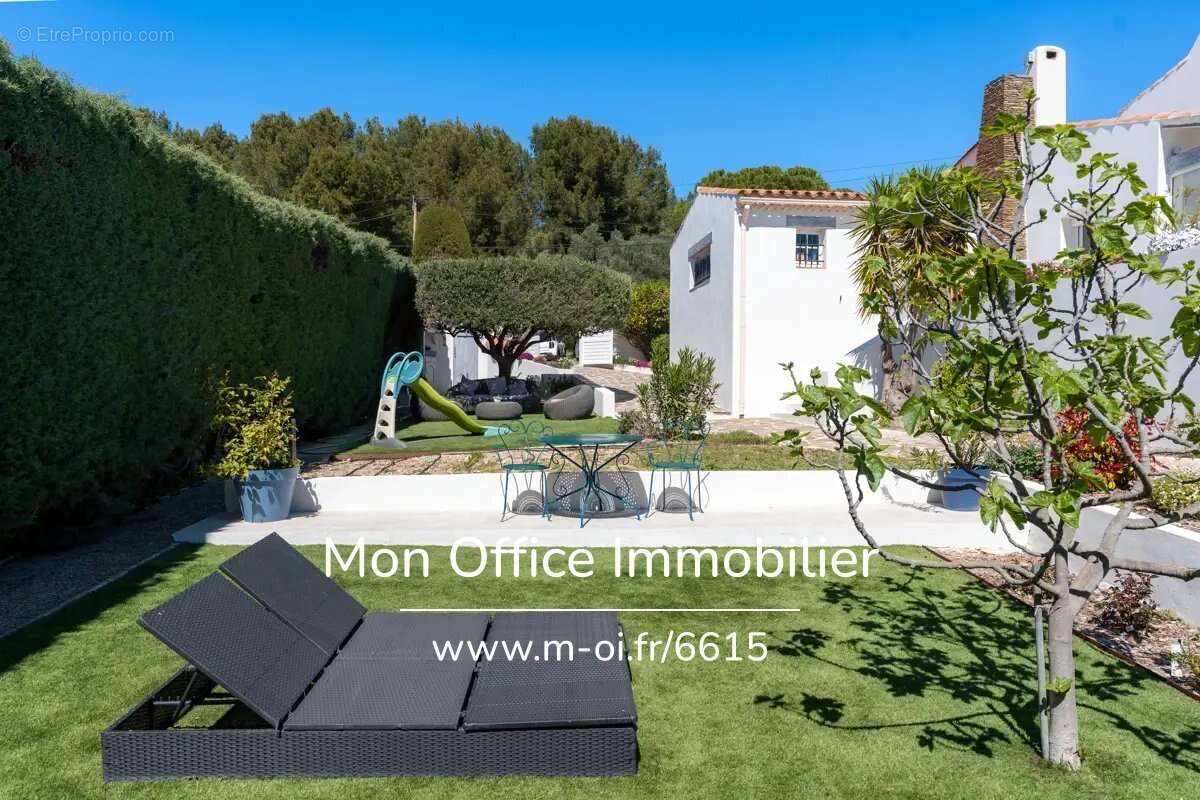 Maison à SAUSSET-LES-PINS