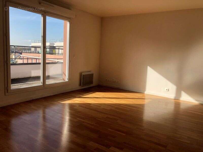 Appartement à QUINCY-SOUS-SENART