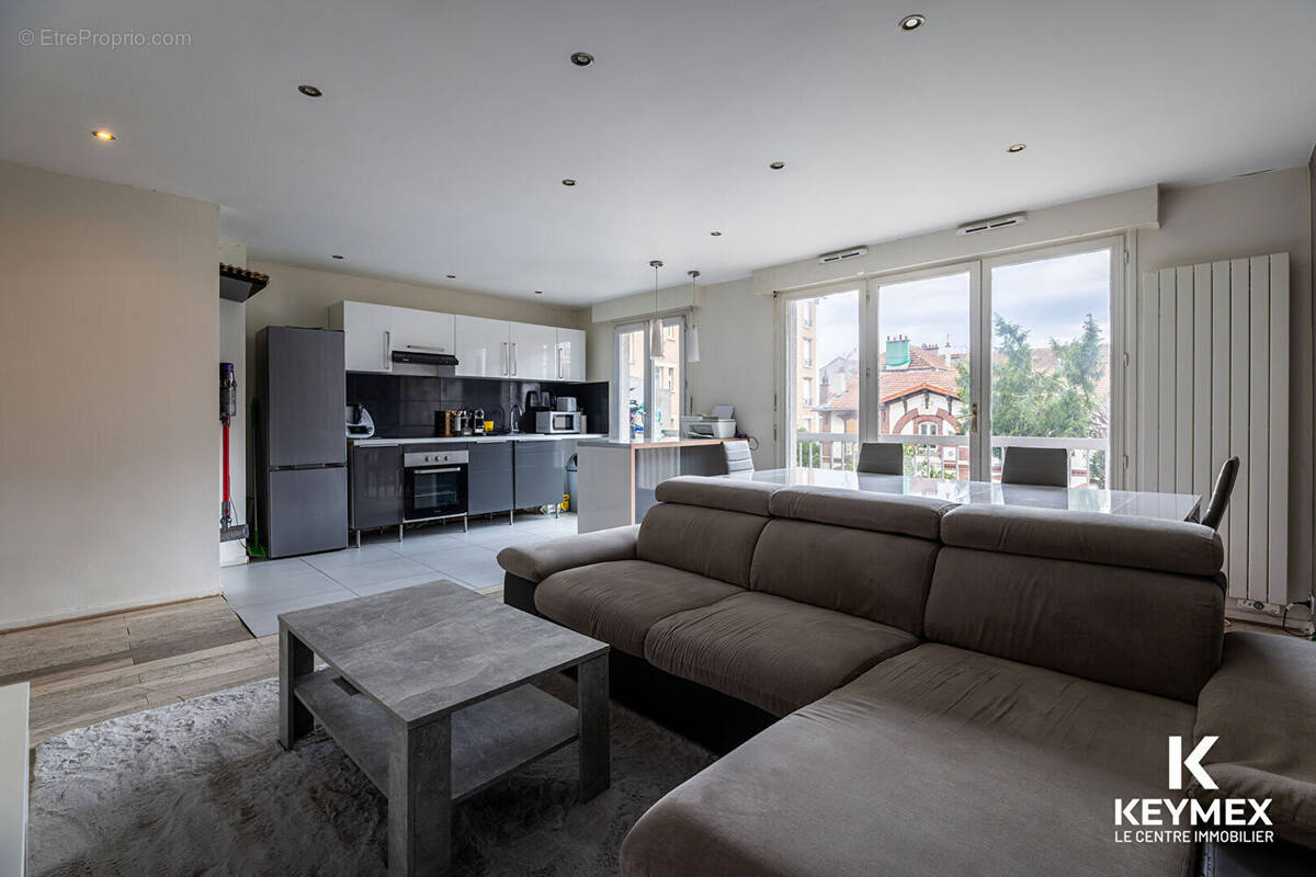 Appartement à VILLEMOMBLE