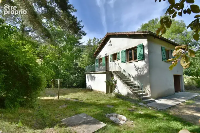 Maison à SAINT-MARTIAL
