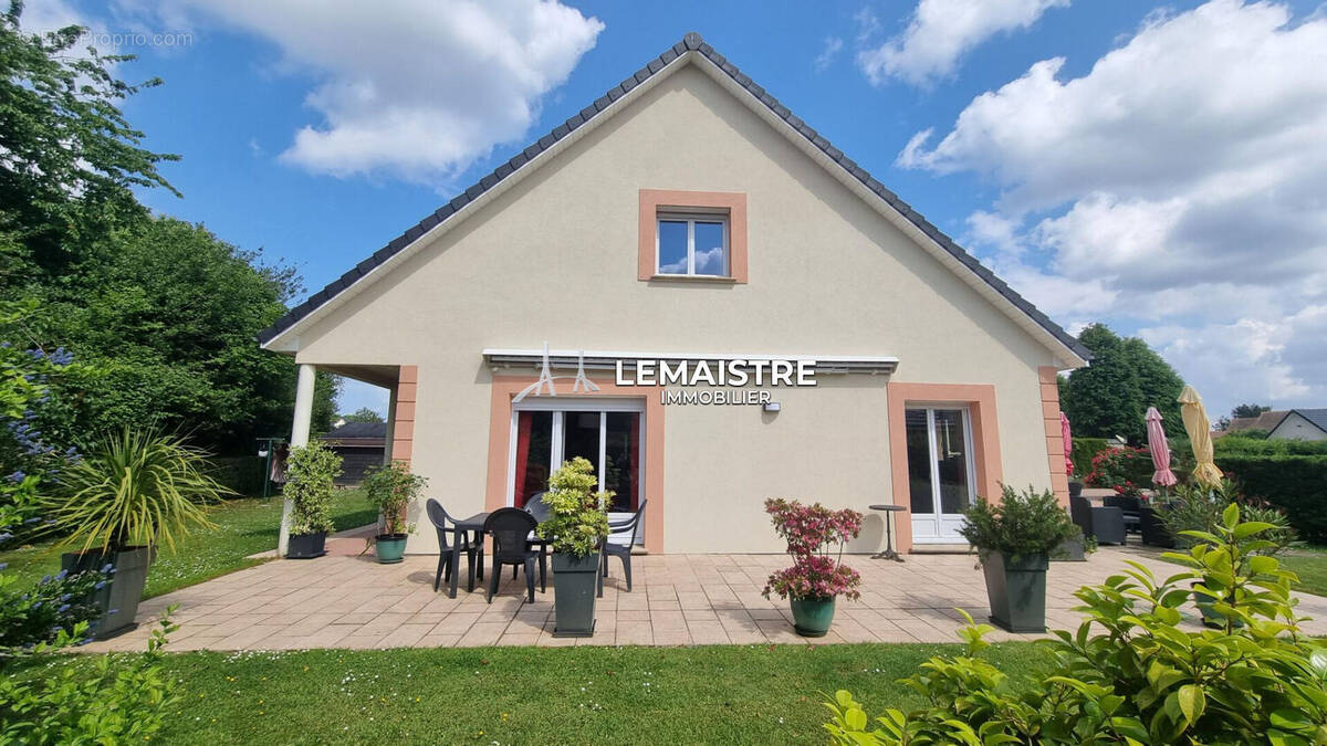 Maison à HENOUVILLE