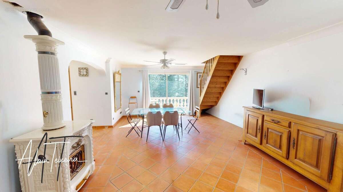 Photo 5 - Maison à SALERNES