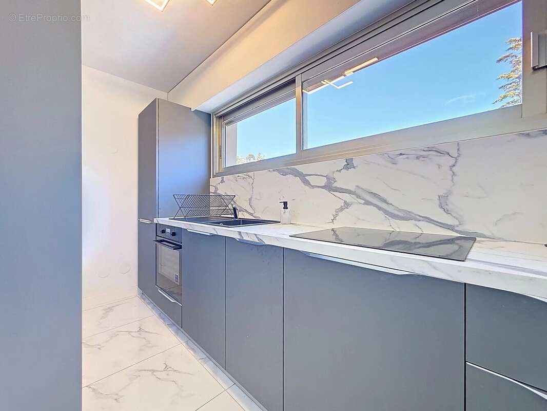 Appartement à LE CANNET