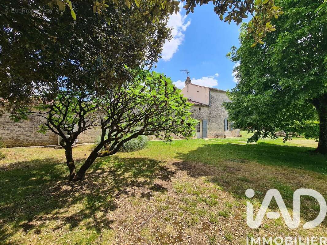 Photo 5 - Maison à SAINT-PORCHAIRE