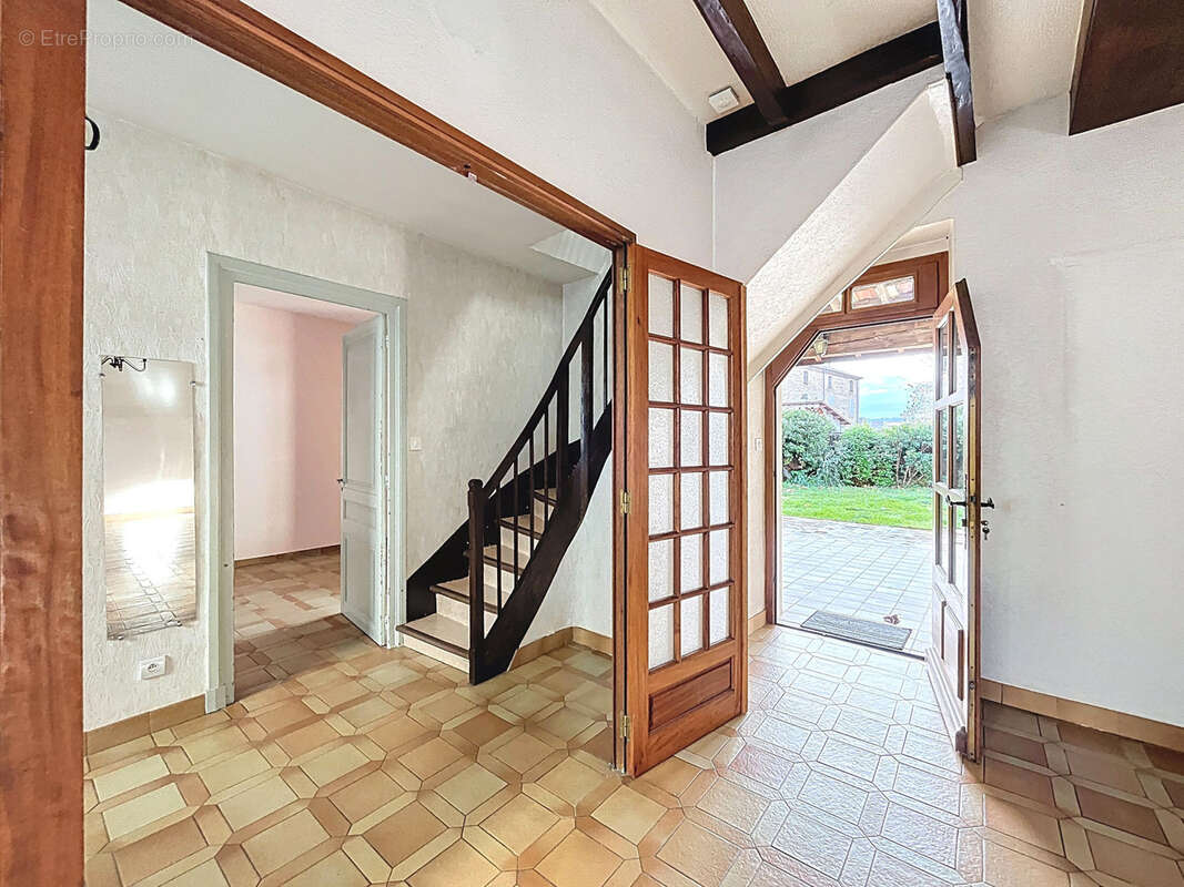 Maison au calme avec jardin et vue dégagée  - 124 m² et 4 chambres - photo 4