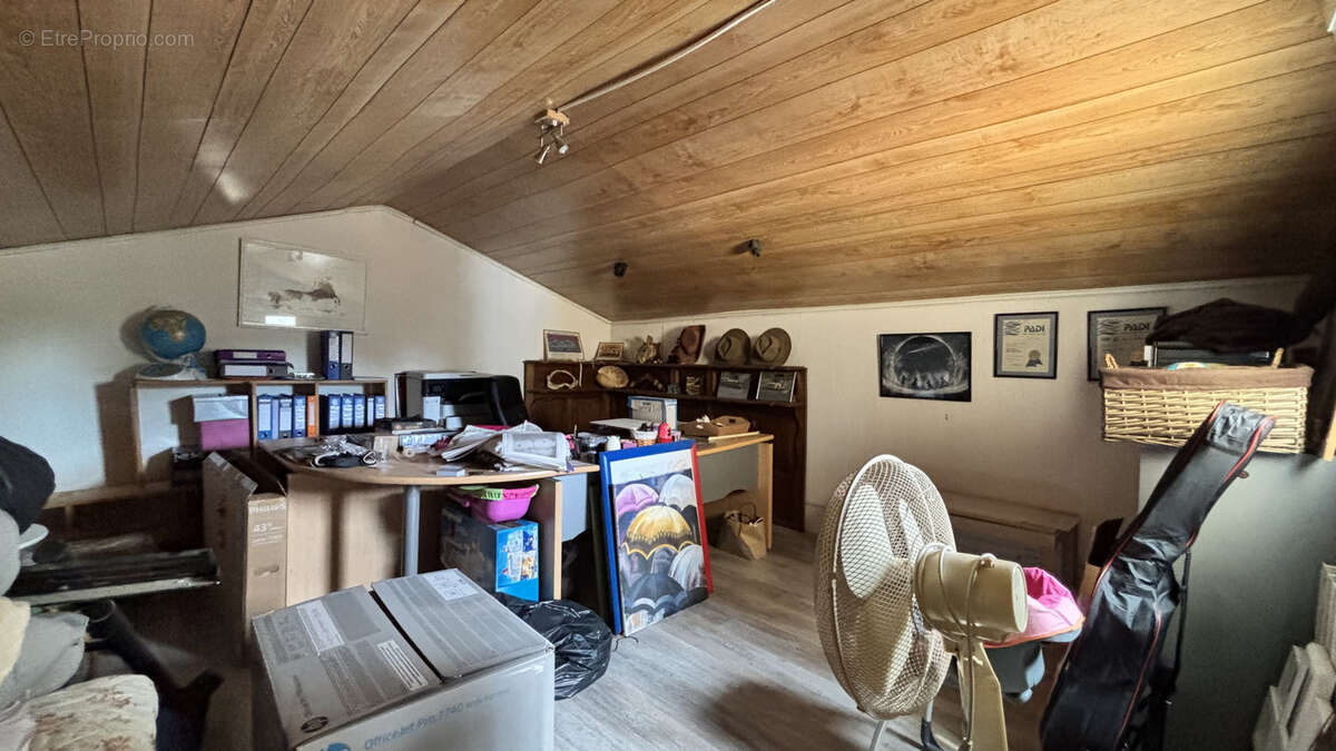 Maison à JONQUERETTES