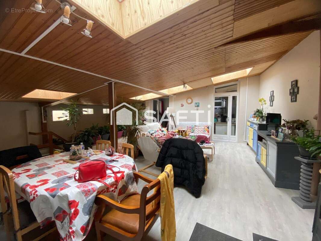 Photo 3 - Commerce à MAMERS