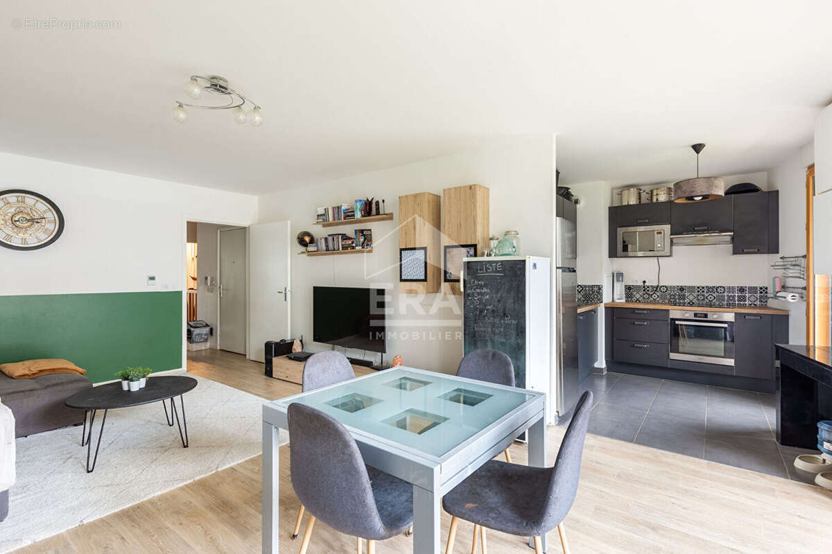 Appartement à IVRY-SUR-SEINE