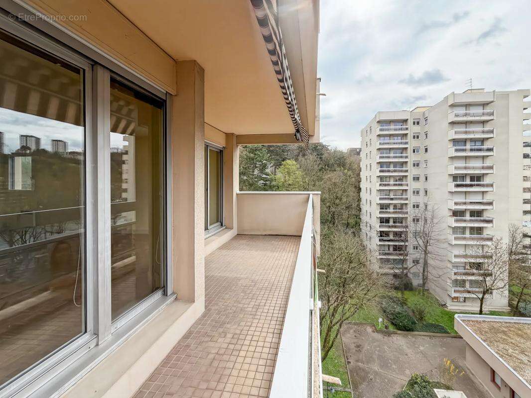 Appartement à LYON-4E